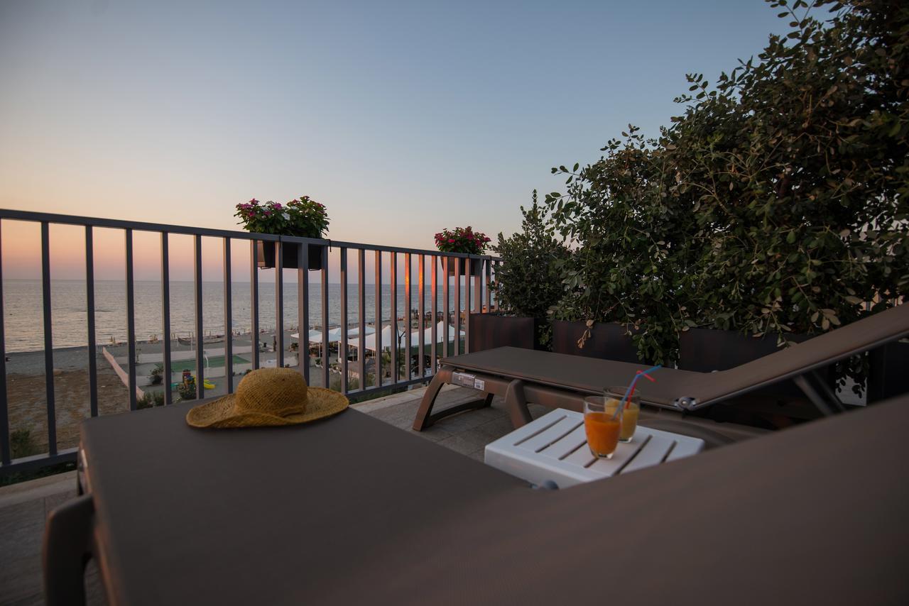 Karma Resort Venetico Dış mekan fotoğraf